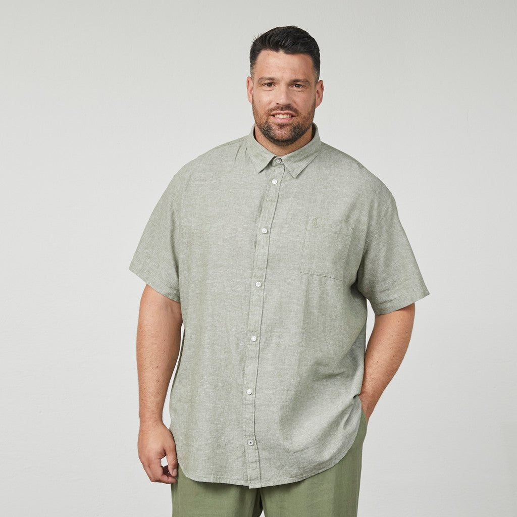 61108 Shirt SS 0660 Olive Green fra North Latitude